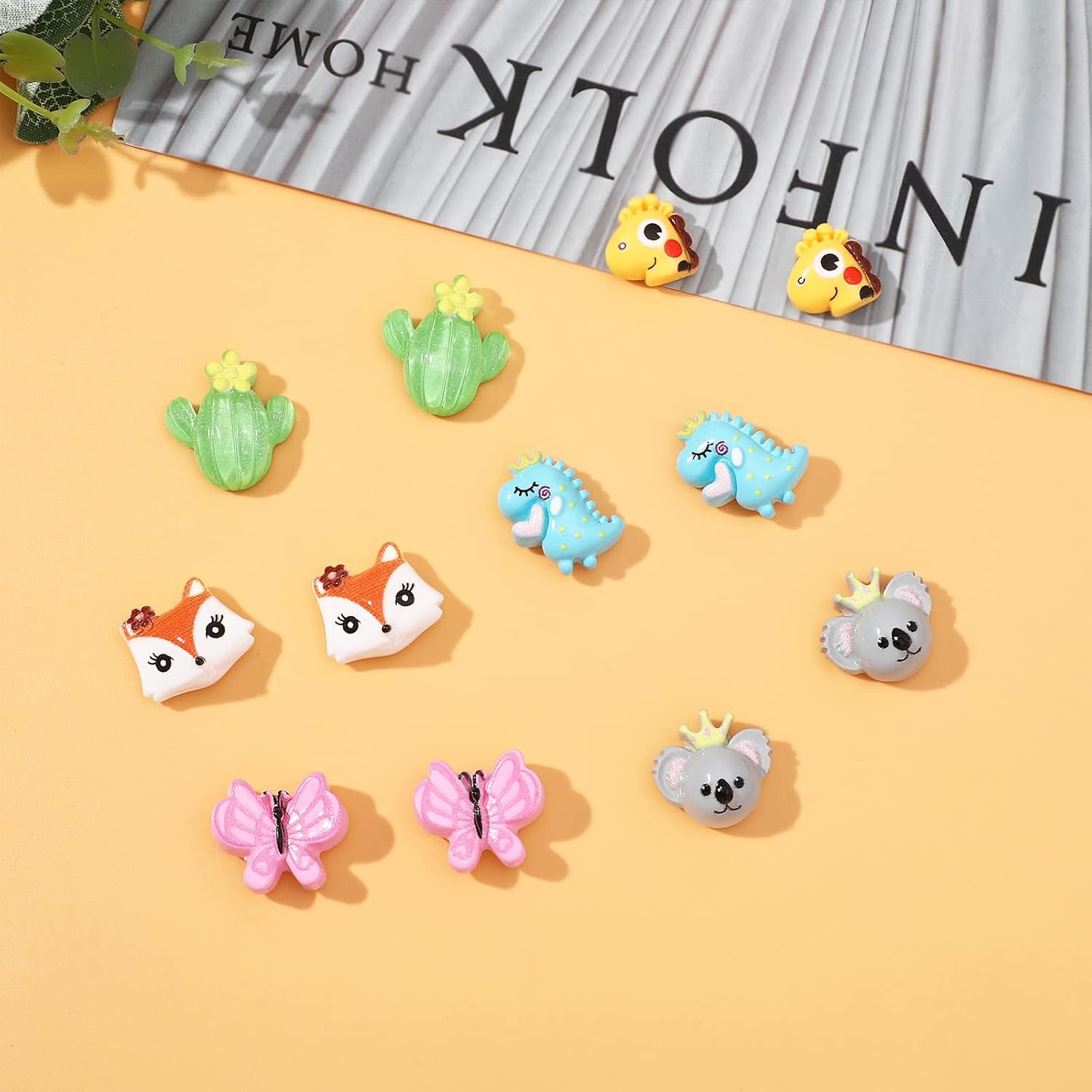 NEWITIN 30 Pairs Magnetic Stud Earrings for Girls Clip on Earring Hypoallergenic Magnet Studs Non Piercing Girls Earring Cute Magnetic Earrings for Kids Women